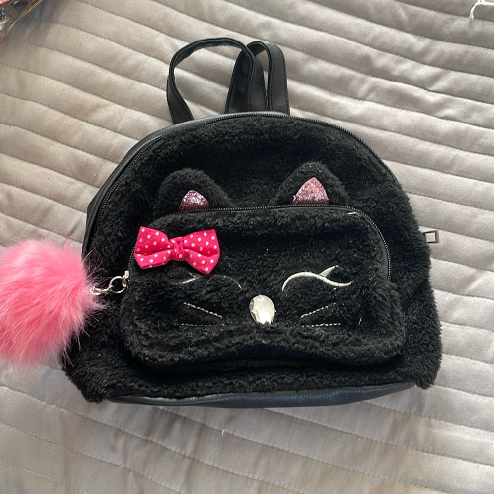 💕 Preloved Mini Furry Kitty Backpack 🐱